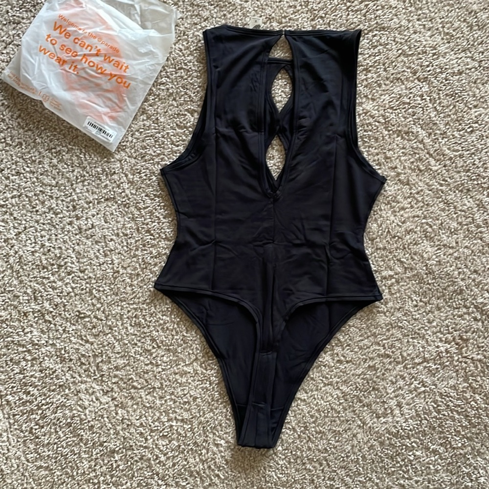 Black Parade tricutout sleeveless thong bodysuit - Picture 2 of 3